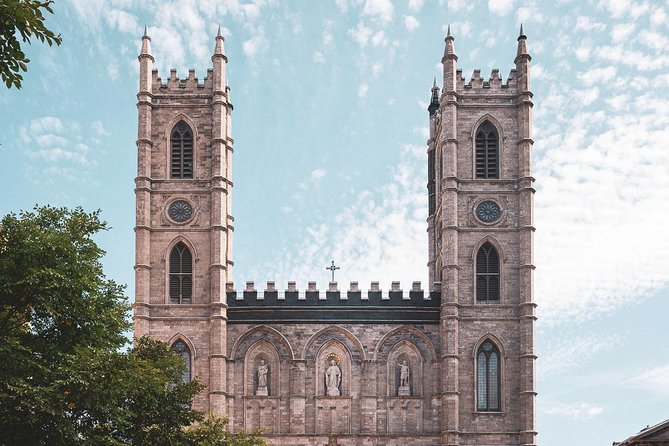 Walking tour of Old Montreal - 16/42 Tours - Notable Stops and Highlights in Old Montreal