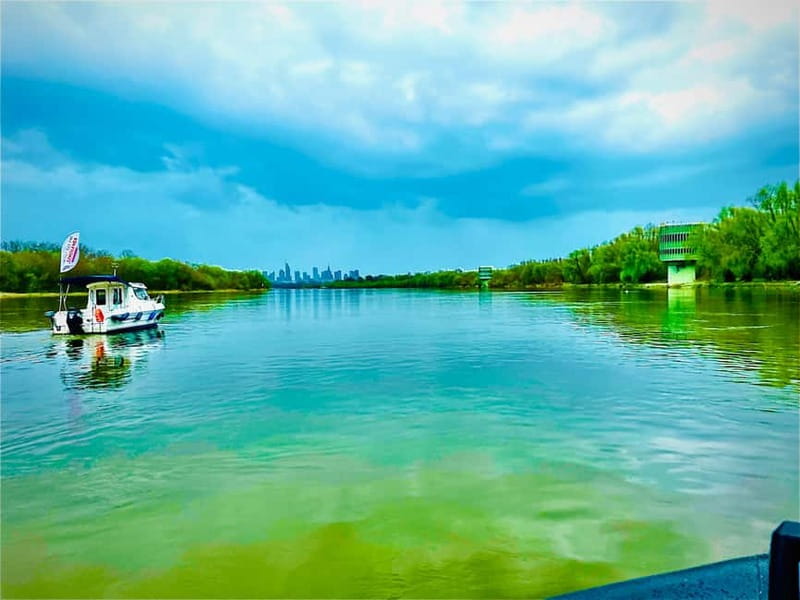 Warsaw: Explore the Vistula on Its Longest Speedboat Route - Starting Point and Meeting Details