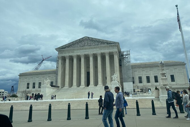Washington DC 4 Hour Private Tour in Luxury Van - Exploring the Lincoln Memorial