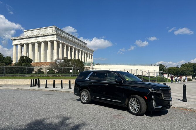 Washington, DC Self-Guided Private SUV TourMonuments & Memorials - Pickup and Transportation: Comfort and Convenience