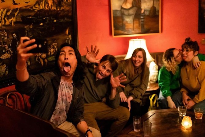 Weird Bar Crawl with Fanatical Local - Interaction and Social Vibe