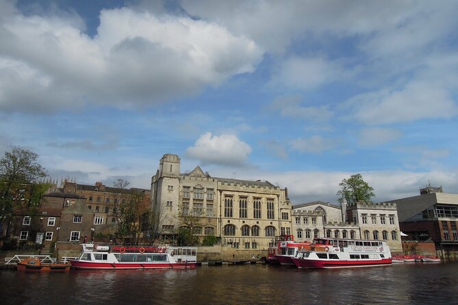 Welcome to York - The River Route - Crossing the Ouse Bridge and Discovering York’s Waterways