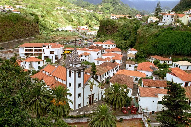 West of Madeira Tour - Exploring Camara De Lobos: A Picturesque Fishing Village