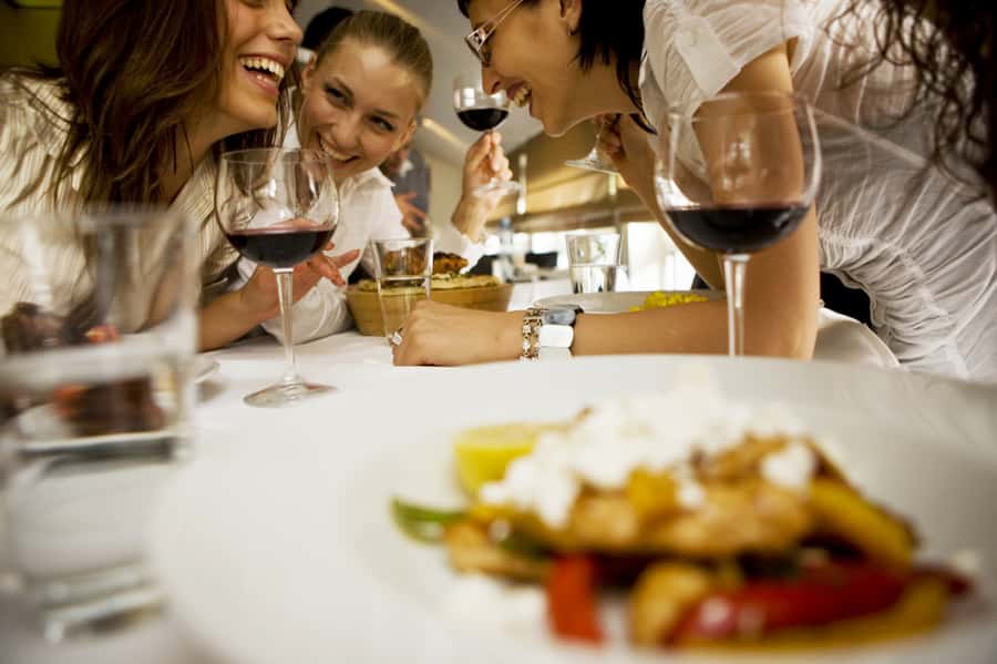 Whistler's Hidden Gems Restaurants: 4-Course Dinner Tour - Explore Whistler’s Restaurants on Foot