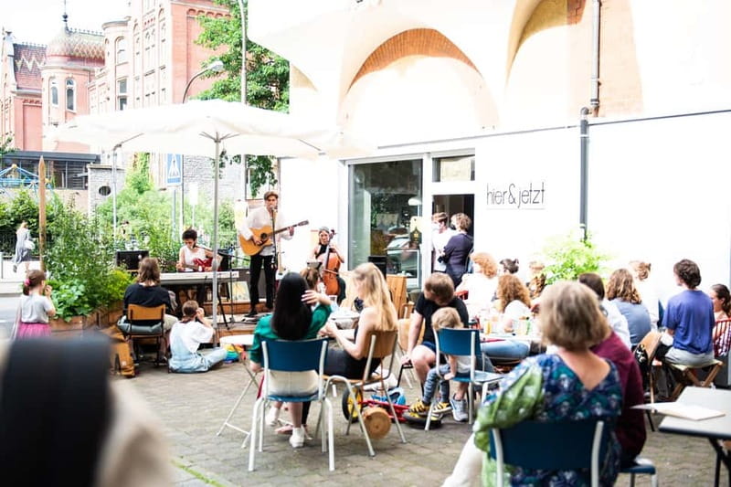 Wiesbaden: Multicultural Westend - public tour - Discover the Vibrant Streets of Wellritzstraße and Bleichstraße