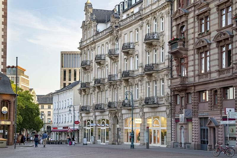 Wiesbaden: Schnuppertour - public tour - The Tour Starts at Wiesbaden’s Tourist Information
