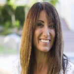 Wine and Tapas Tasting Tour from Alicante, Private Van - Visiting Bodegas Faelo: The First Stop