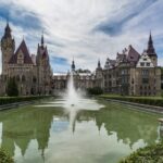 Wroclaw Castle in Moszna Private Guided Tour - Admiring Moszna Castle’s Architectural Fusion and Gardens