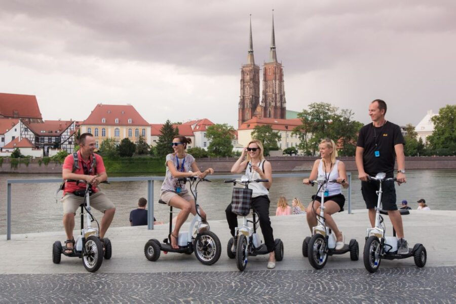 Wroclaw: Grand E-Scooter Tour - Riding a 3-Wheel E-Scooter: Comfort and Ease