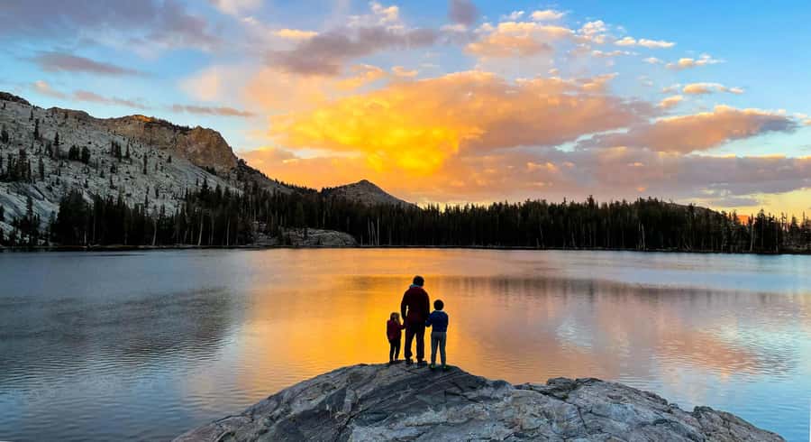 Yosemite Magic: Highlights, Sunset, and S'mores - Yosemites Most Iconic Landmarks and Personalized Exploration