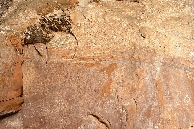 YOU DRIVE!! 5 Hr UTV Tour Pictograph Panel, Sand Boarding & More - Exploring the Scenic Coral Pink Sand Dunes