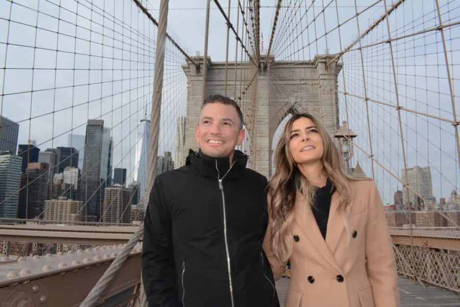 Your NYC Story in Photos: Custom 2-Hour Tour & Photo Shoot - Start at the New Victory Theater in Midtown Manhattan