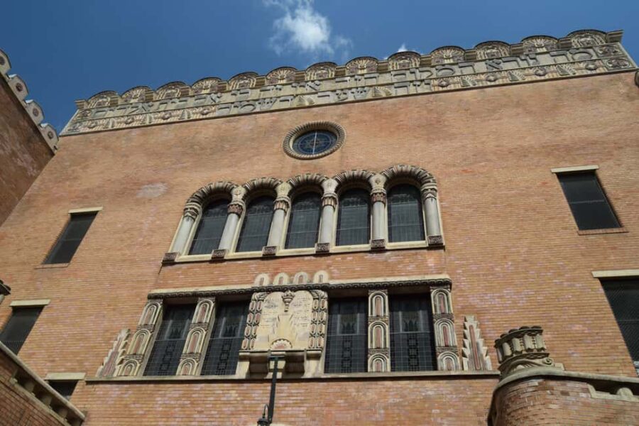 Your Own Budapest: Jewish District Walking Tour - Memorials, Holocaust Sites, and Zionism Monuments