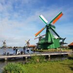 Zaanse Schans & Volendam Small-Group Tour from Amsterdam (7 Pax) - Exploring Zaanse Schans: Windmills, Clogs, and Traditional Crafts