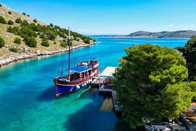 Zadar: Kornati and Telaica Nature Park with lunch & drinks - Cruising on Moj Dragulj: The Wooden Boat Experience