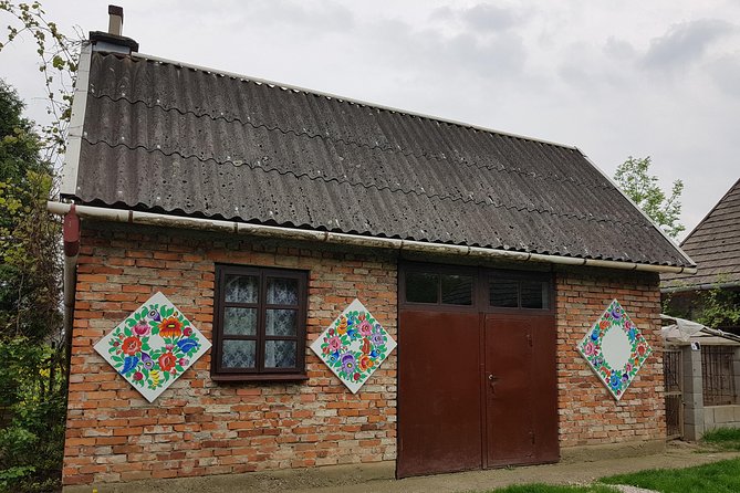 Zalipie, painted village, regular small group tour from Krakow - Exploring the Open-Air Museum of Zalipie’s Painting Tradition