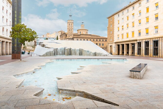 Zaragoza Scavenger Hunt and Sights Self-Guided Tour - Zaragoza’s Landmarks on the Self-Guided Tour