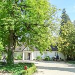 Zelazowa Wola: Frederic Chopin Half-Day Private Tour - Starting the Tour in Warsaw’s Hotel Lobby