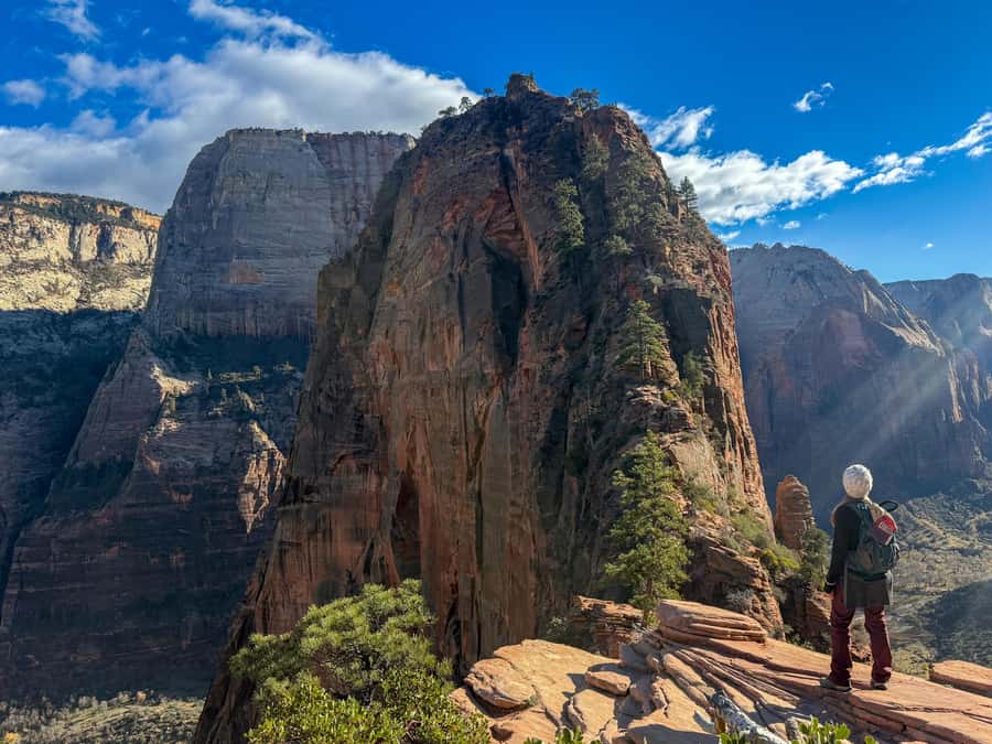 Zion National Park: Angels Landing Guided Hike with Permit - Starting Point at the Zion South Park Entrance Bridge