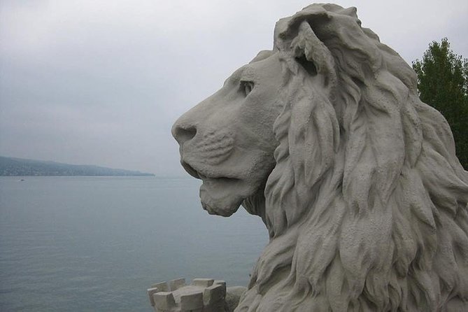 Zurich City Tour with Audio Commentary - Exploring Zurich’s Main Landmarks and Districts