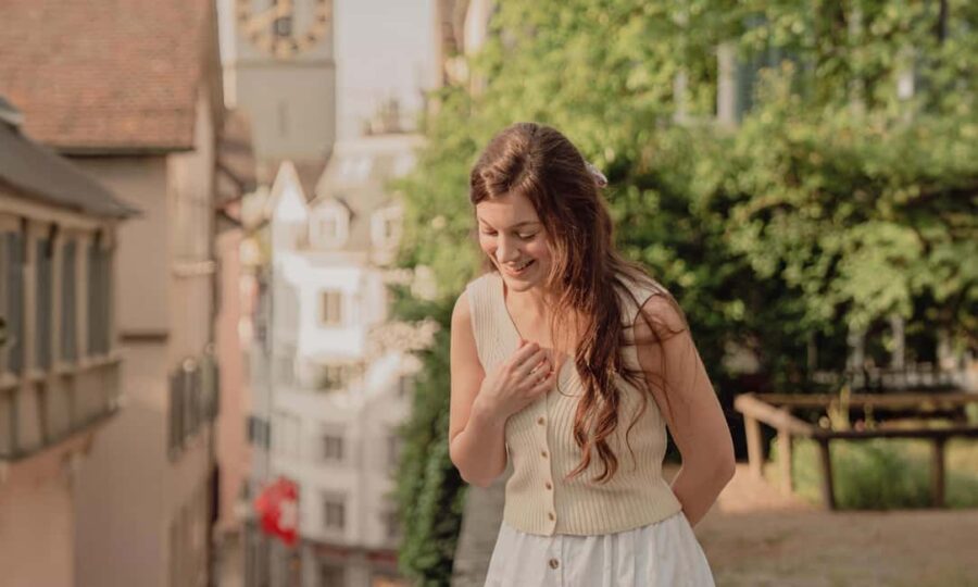 Zurich: Private Professional Photoshoot at Lindenhof - Starting at Lindenhof: The Iconic Heart of Zurich