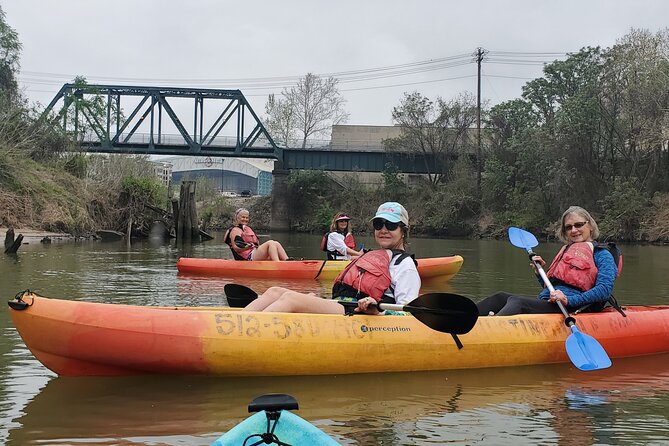 2-Hour Downtown Houston Skyline Paddleboard and Kayak Rentals - What Equipment Is Included and Safety Measures