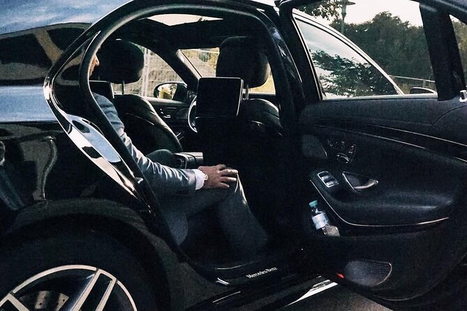 Arrival Transfer: Boston Airport BOS to Boston by Business Car - Why Choose PROFI DRIVER for Your Airport Transfer