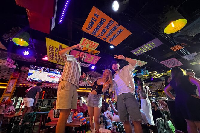 Bar Crawl Madness Tour in Cancun - Starting Point at Señor Frogs in Cancun