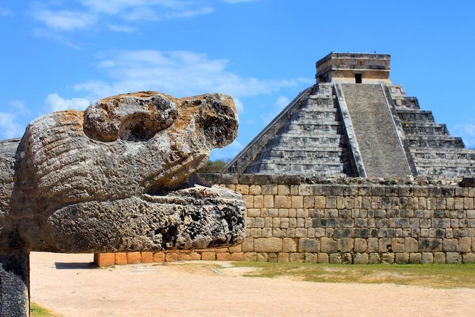 Chichen Itza Basic Tour: Sacred Cenote, Lunch, and Valladolid - Visiting Chichen Itza: One of the New Seven Wonders