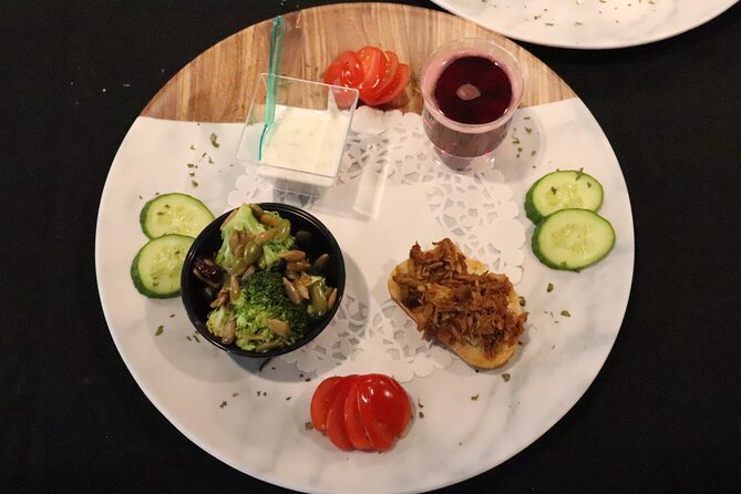 Discovering History and a Farm Public Market - Walking Through Old Cap-Rouge and Architectural Gems