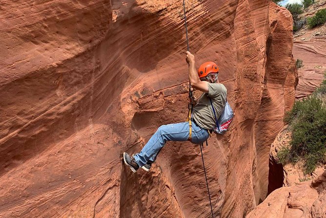East Zion: Coral Sands Half-day Canyoneering Tour - Rappelling as the Tour’s Highlight