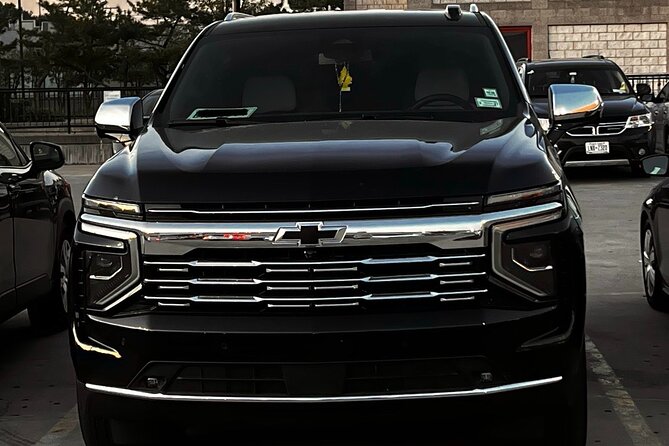 EWR, LGA, JFK Private Airport Transfer in NYC with SUV or Sedan - Route and Scenic Views During the Transfer