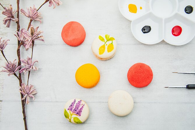 Fun Macaron Decorating Class With a Local Chef in Atlanta - What You Decorate: Premade French Macarons