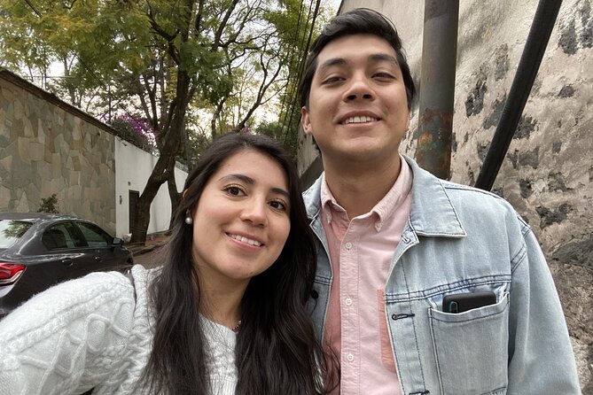 Hidden Gems of Mexico City: Exploration Game and Tour - Visiting La Fuente en el Huerto: A Historic Fountain