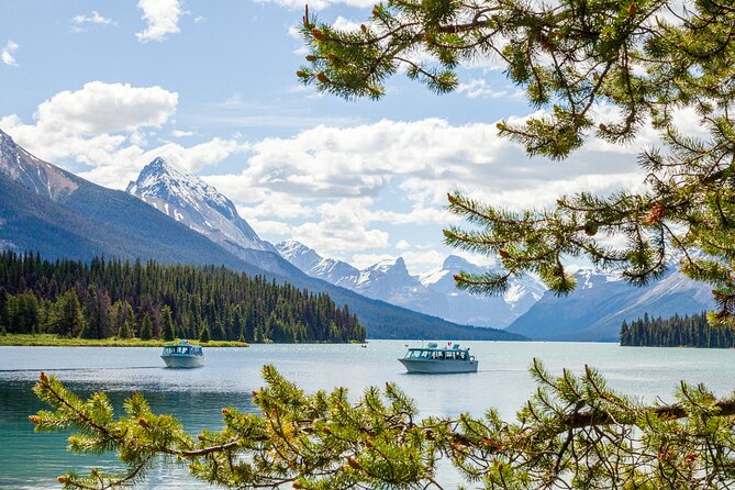 Jasper National Park Tour Maligne Valley, Medicine Lake with Walk - Discovering Medicine Lake: The Disappearing Wonder