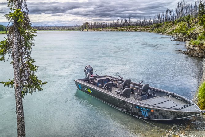 Kenai River Fishing Charter - Comfortable and Modern Boat Experience