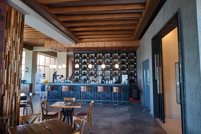 Local Vineyard Tour & Wine Tasting at the Independence Valley - Tasting Experience at the Vineyard