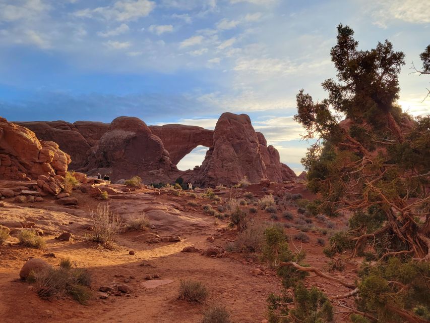 Morning Arches National Park 4x4 Tour - How the Tour Explores Less-Traveled Paths in Arches National Park