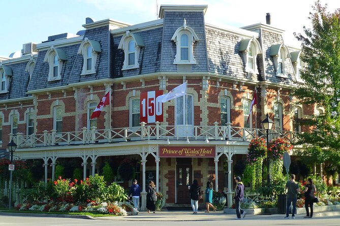 Niagara-on-the-Lake: Guided Vehicle Tour Prettiest Town in Canada - The Whirlpool Aero Car Offers Panoramic Views of Swirling Waters
