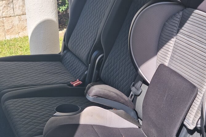 One way private transfer Bahia Principe area - Comfort and Refreshments on Board