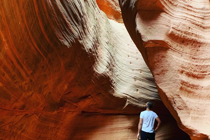 Peekaboo Slot Canyon + Great Chamber Loop - UTV - YOU DRIVE! - Exploring Peek-a-Boo Slot Canyon in Kanab