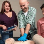 Playa del Carmen: Emergency First Response (EFR) Course - Expert-Led Instruction in English or Spanish