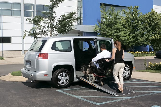 Private Accessible Vancouver Airport (YVR) Transfer to City of Vancouver - Meeting Point and Pickup Process at YVR