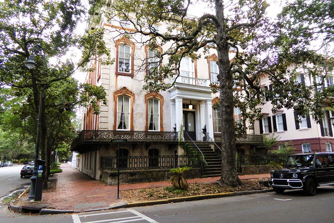 Private Historic Savannah Driving Tour - Visiting the Mercer Williams House Museum and Its Cultural Significance