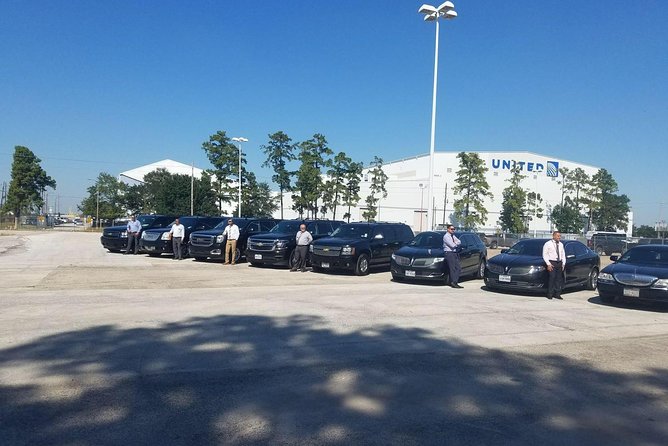 Private Shuttle Hobby Airport to Galveston for Up to 10 Travelers - Vehicle Options and Luggage Capacity