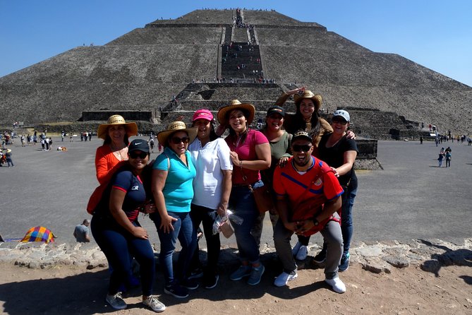 Private Tour: Pyramids of Teotihuacan, Tlatelolco & Basílic of Guadalupe - Starting the Day at the Pyramids of Teotihuacan