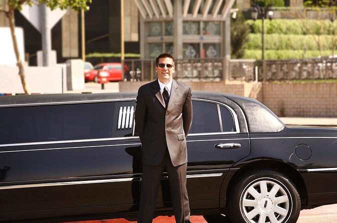 Private Transfer in a Luxury Vehicle to and/or from SAT Airport - The Experience of Being Picked Up from SAT Airport