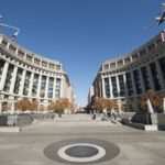 Private Washington City DC Tour - Visiting the U.S. Navy Memorial and Naval Heritage Center