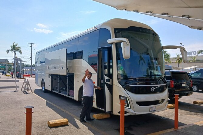 PVR VIP Round Trip Transfers Airport - Bucerias - Airport - Easy Meet and Greet at Puerto Vallarta Airport
