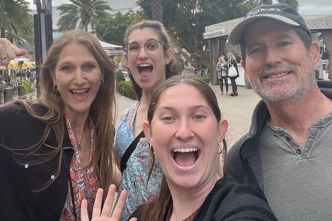 San Diego Scavenger Hunt Walking Activity at UTC Mall - Interactive Puzzles and Trivia Challenges